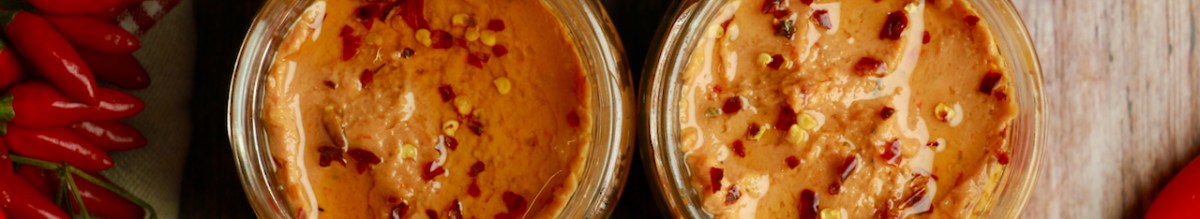 Feuriger Tomaten-Chili Linsenaufstrich