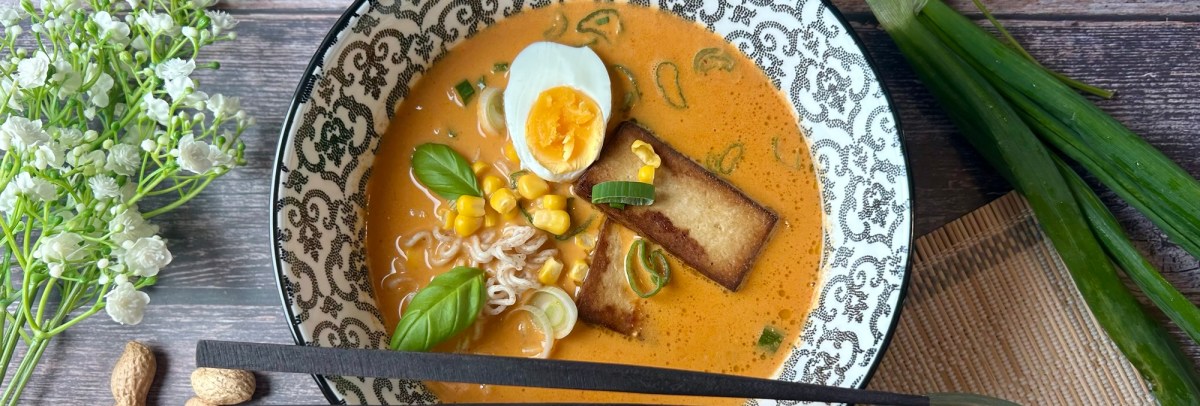 Spicy Erdnuss Ramen&nbsp;Suppe